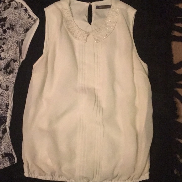 3/$25 blouse size large - Picture 4 of 4